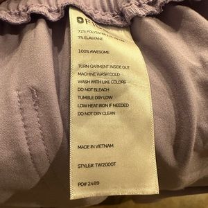 XL Lavender FIGS set of scrubs